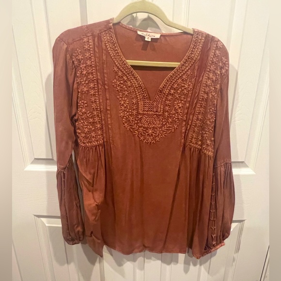 Solitaire Tops - Solitaire brand, long sleeve, bohemian style blouse